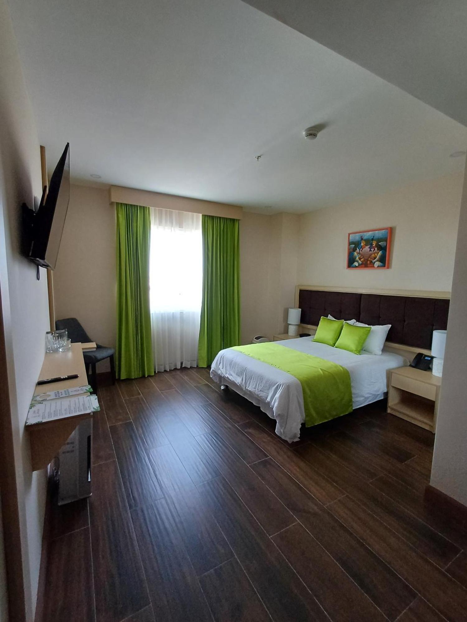 Hotel Puerto Limon Cr Екстер'єр фото