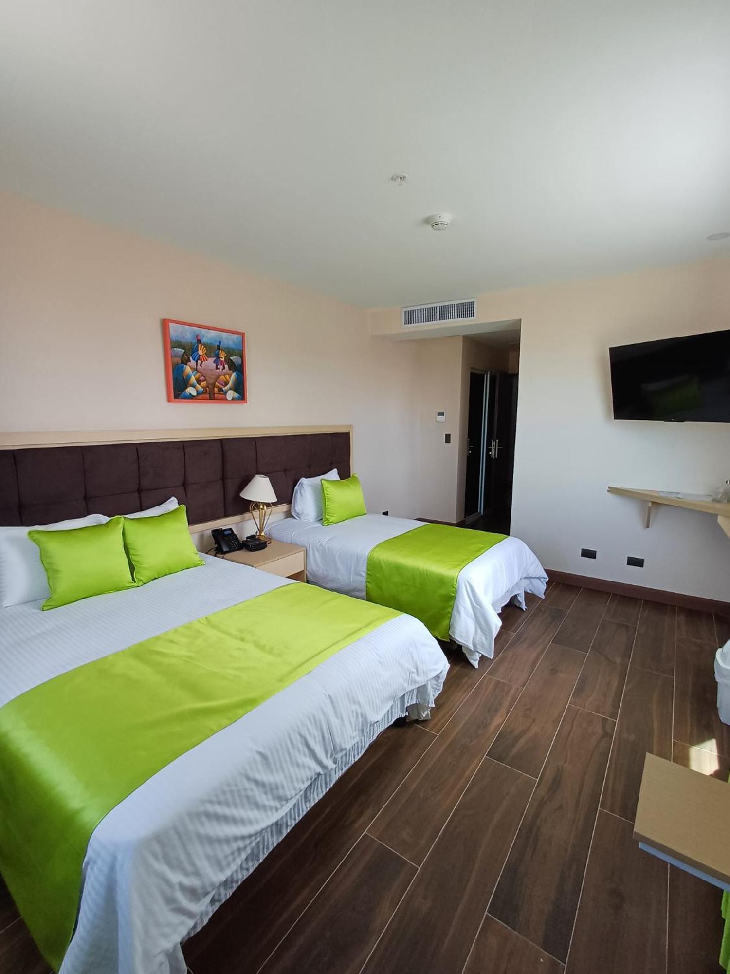 Hotel Puerto Limon Cr Екстер'єр фото
